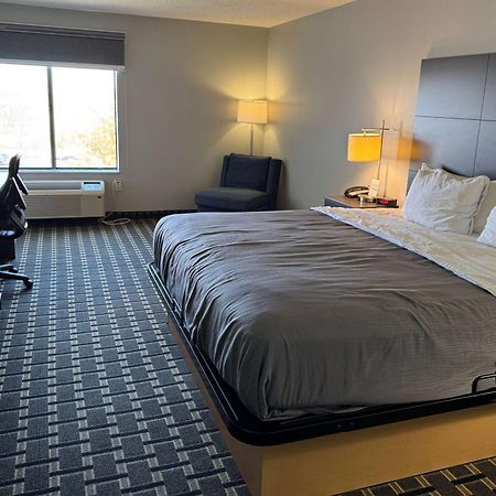 Americinn By Wyndham Columbus Wisconsin Esterno foto