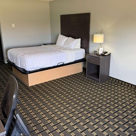 Americinn By Wyndham Columbus Wisconsin Esterno foto