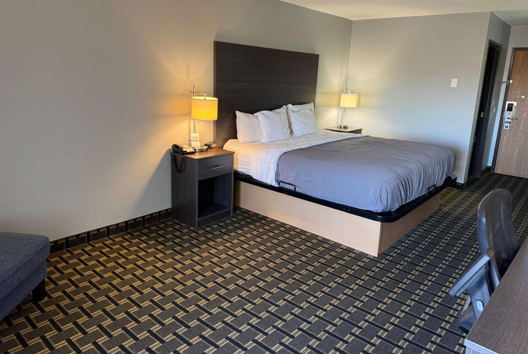 Americinn By Wyndham Columbus Wisconsin Esterno foto