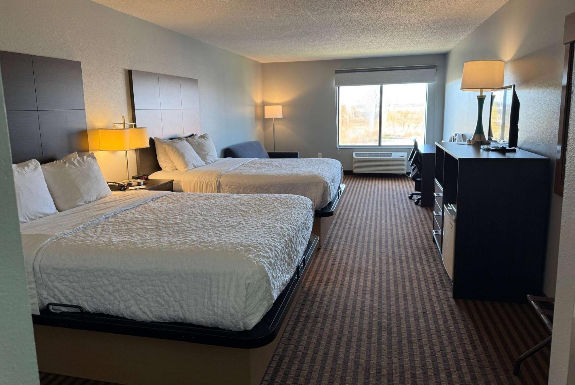 Americinn By Wyndham Columbus Wisconsin Esterno foto