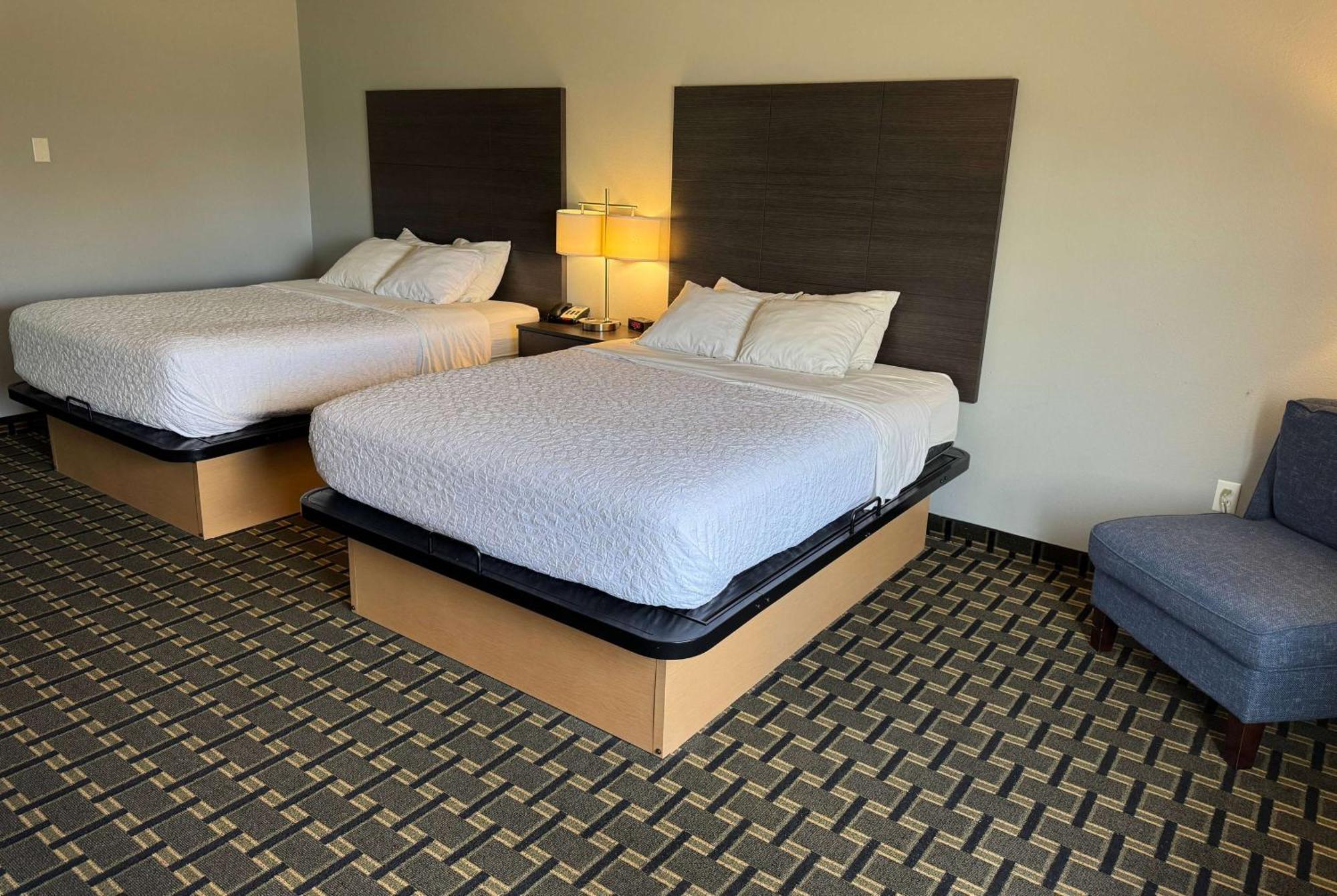 Americinn By Wyndham Columbus Wisconsin Esterno foto