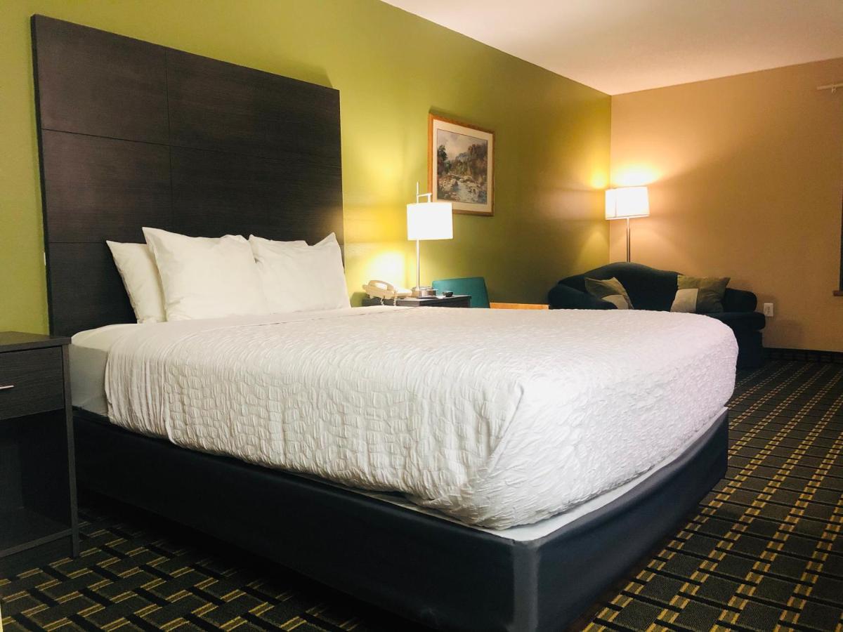 Americinn By Wyndham Columbus Wisconsin Esterno foto