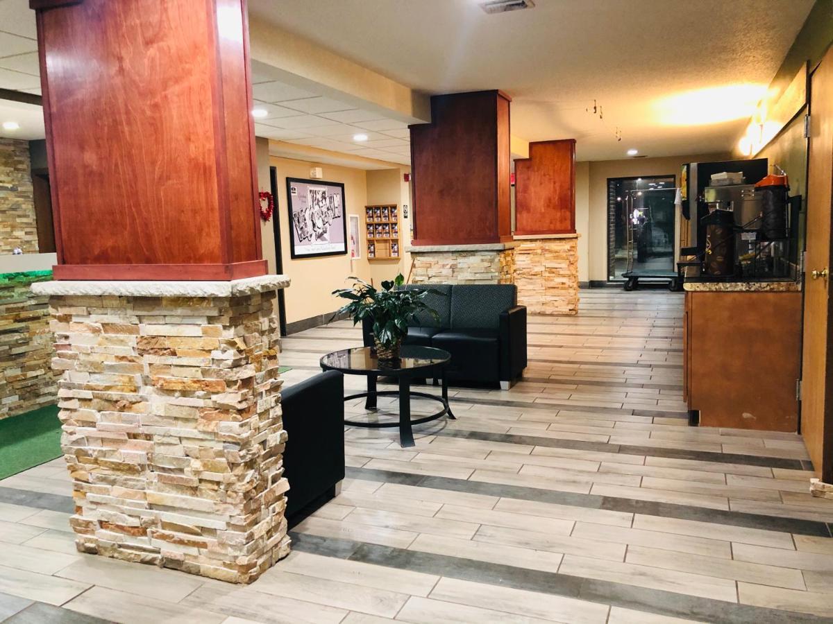 Americinn By Wyndham Columbus Wisconsin Esterno foto