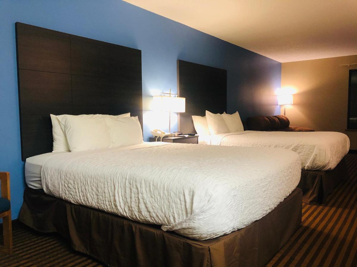 Americinn By Wyndham Columbus Wisconsin Esterno foto